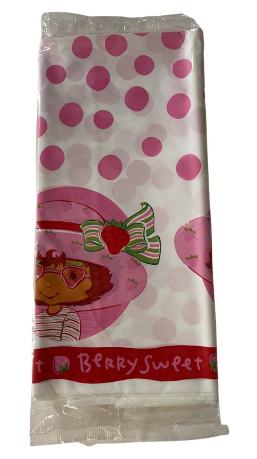 Berry Bliss Table Cover