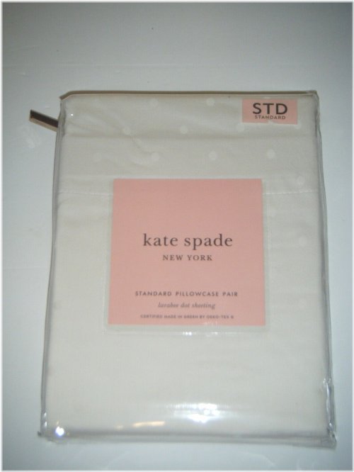 Creamy Dot Dream Pillowcases