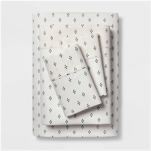 Royal Dot Print Performance Sheet Set