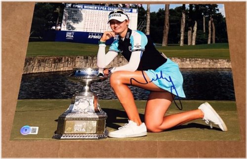 Korda's Signature LPGA Photograph (Beckett Certified)