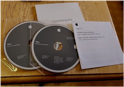 Retro Macintosh Software Bundle 2010