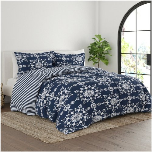 CozyBloom Reversible Down-Alternative Comforter