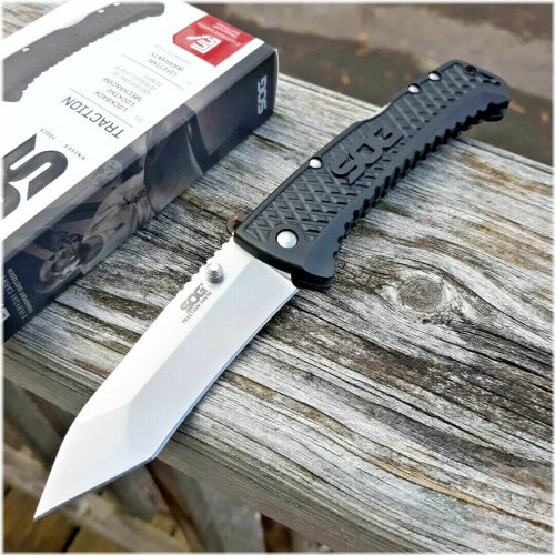 Traction Lockback Folding Knife