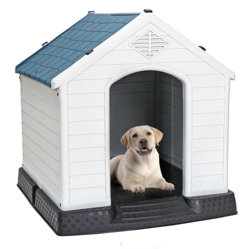 Roofed Retreat for Your Furry Friend