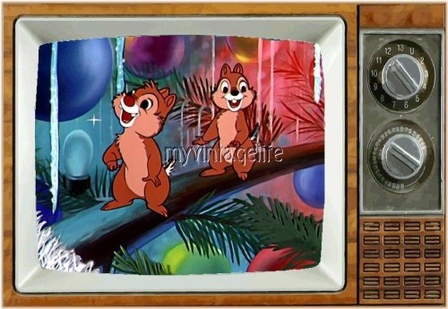 Nostalgic Retro TV Fridge Magnet: Pluto's Christmas Tree