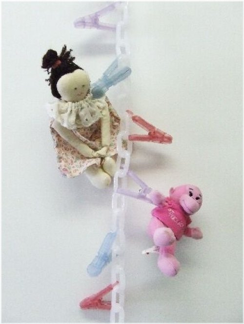 Pastel Toy Chain Organizer