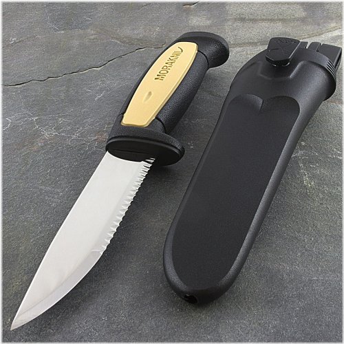 RescuePro Serrated Blade Knife