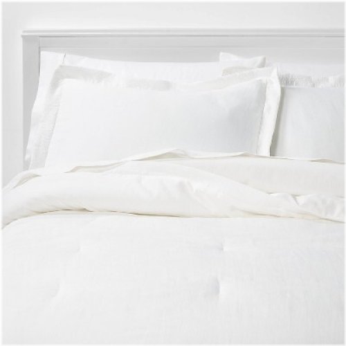 White Chambray Cozy Comforter Set