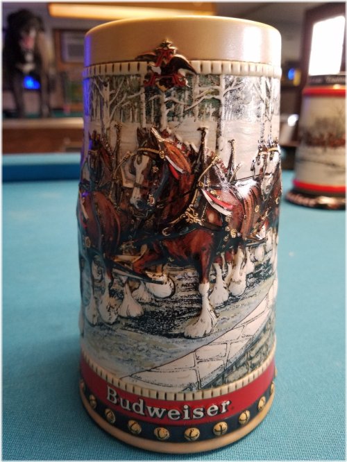 Holiday Clydesdales Stein