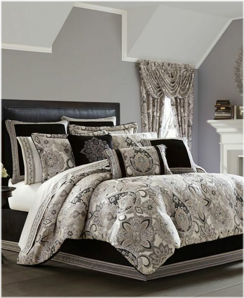 Royal Rose Coverlet