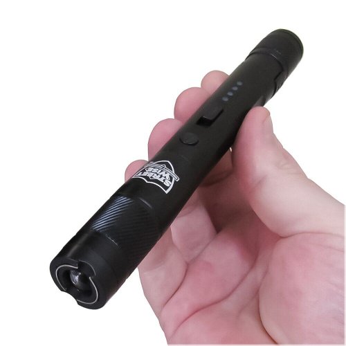 Streetwise Defender Flashlight - Black