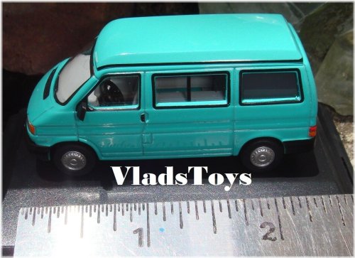 Green Westfalia Camper in 1/76 Scale by Oxford Diecast