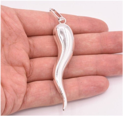 Sterling Silver Cornicello Horn Pendant - A Bold and Authentic Italian Charm