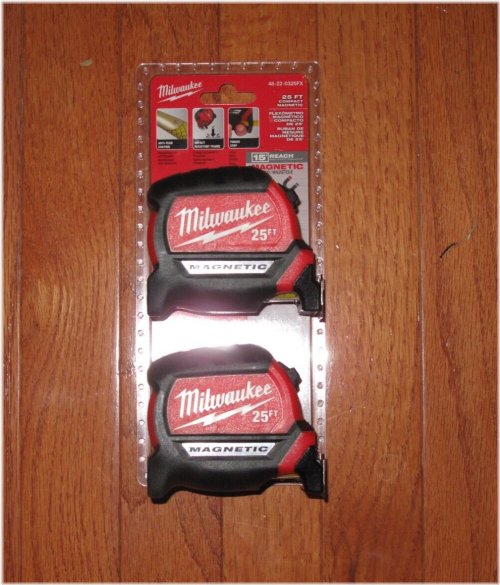 Compact Magnetic Tape Measure with Extended Reach