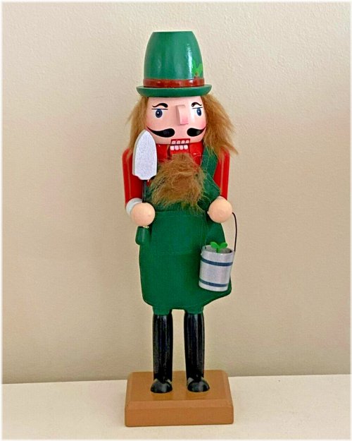 Gardeners' Nutcracker Figurine