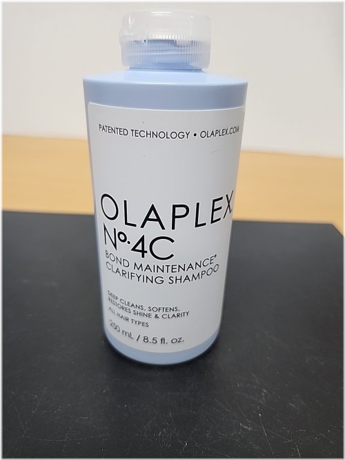 Olaplex Bond Maintenance Clarifying Shampoo