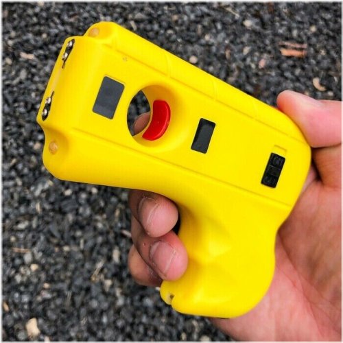 Guardian 10: Rechargeable Stun Gun with LED Light and Safety Pin