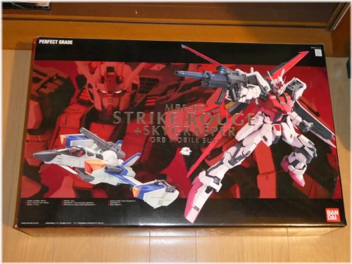 Gundam SEED Strike Rouge + Skygrasper Model Kit