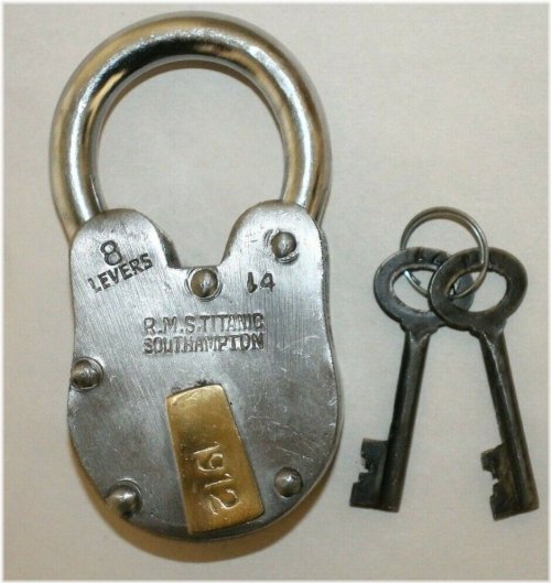 Titanic Lock and Key Set