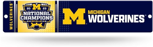 Victory Lane Street Sign