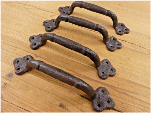 Heritage Iron Gate Pull