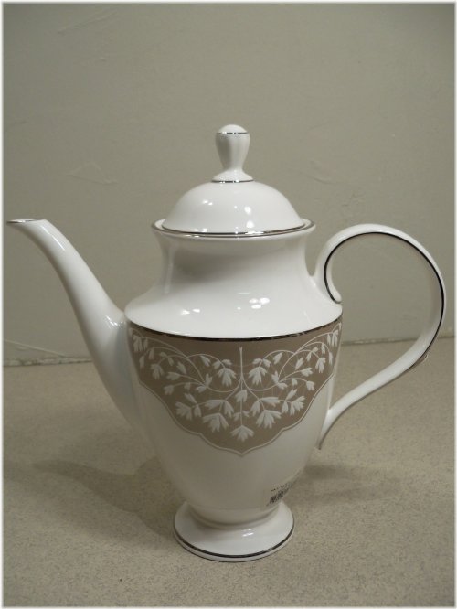 Serenity Blossom Pot