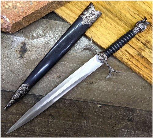 Skull Gothic Short Sword