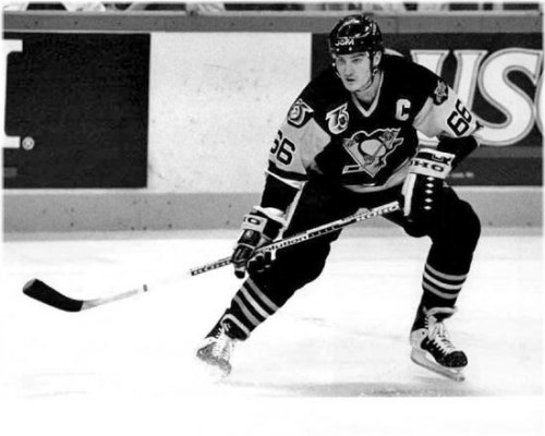 Champion Glory: 1992 Pittsburgh Penguins Mario Lemieux 11x14 Photo Print