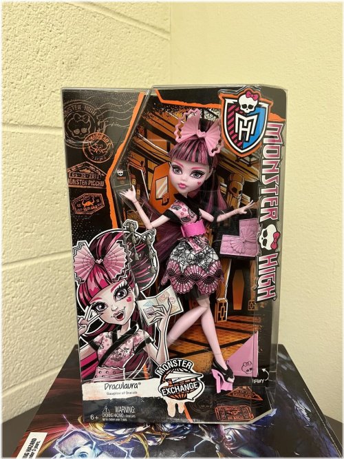 Transylvanian Doll - Monster High Monster Exchange Program