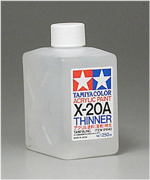 Acrylic Thinner Solution by Tamiya