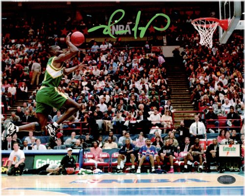 Dunk Dynasty: Shawn Kemp Autographed Photo