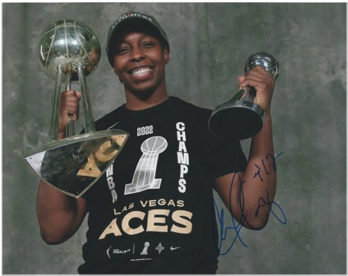 Chelsea Gray Autographed WNBA Basketball Memorabilia