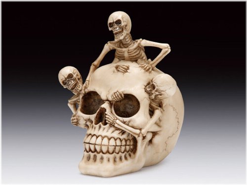 Creeping Skeletons Figurine Statue - Halloween Skull Sculpture