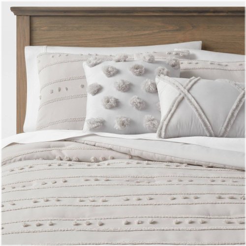 Quinlan Clipped Stripe Dot Comforter Set