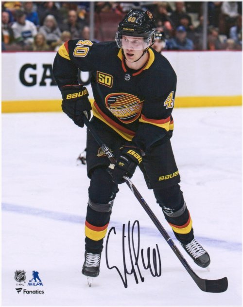 Canucks Skating Signature Photo