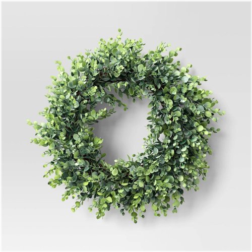 Evergreen Boxwood Wreath