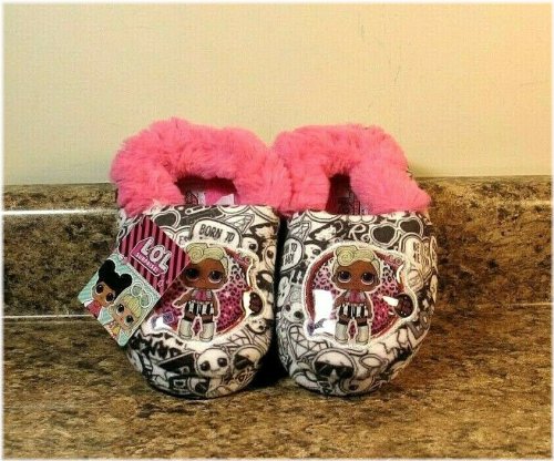 Tiny Toes Cozy Slippers