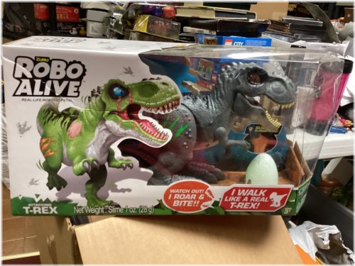 Glowing Dino Slime Egg by ZURU Robo Alive