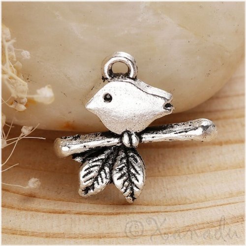 Antiqued Silver Plated Mom Bird Charm Pendants