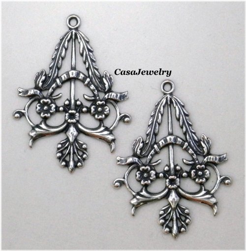 Floral and Leaf Drop with Top Hang Ring - Set of 2