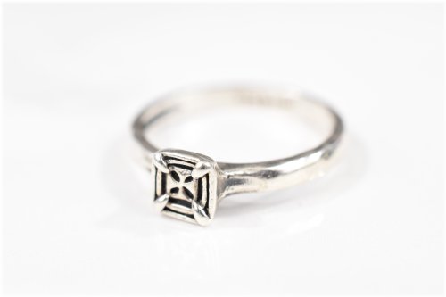 Thai Square Top Sterling Silver Band Ring - Size 6