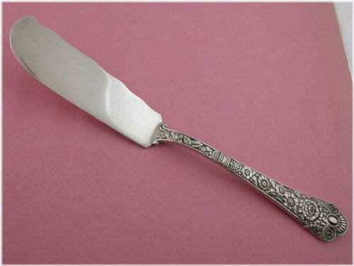 Elegant Cluny Master Butter Knife