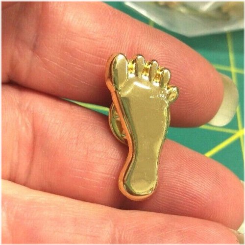 Goldfoot Lapel Pin