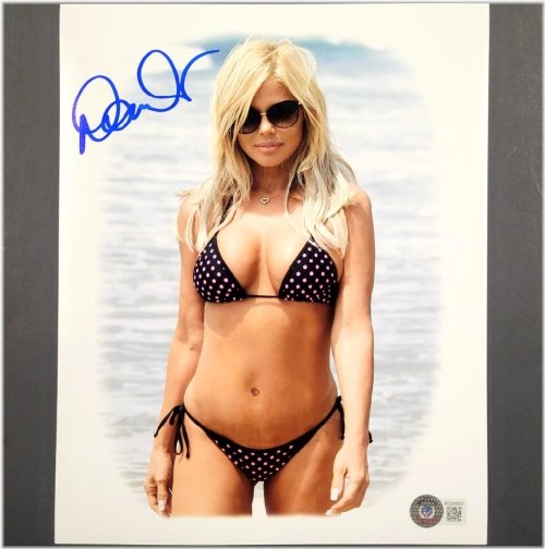 Baywatch Memories Autographed Photo by Donna D'errico with Beckett COA