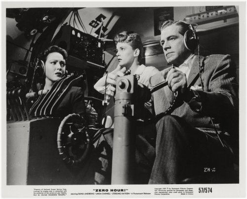 Vintage Hollywood Still: Linda Darnell and Dana Andrews in 'Zero Hour