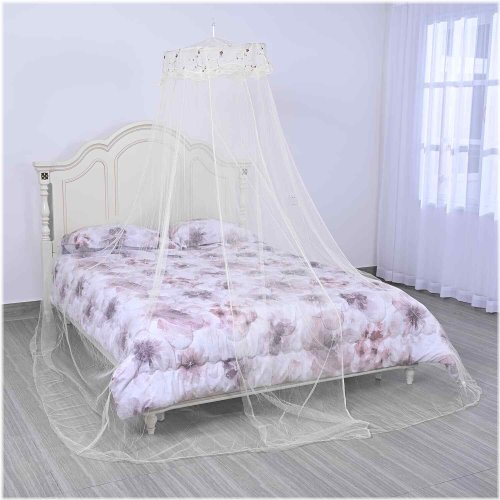 Cozy Canopy Bed Set