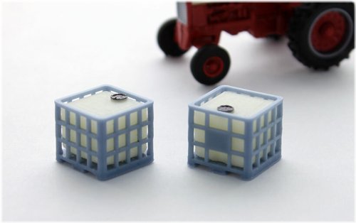 Scaled Pallet Tank Diorama Set