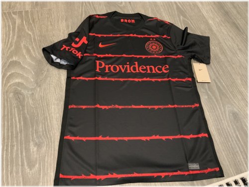 Portland Thorns FC Black/Red Dri-Fit Jersey - Men's Large
