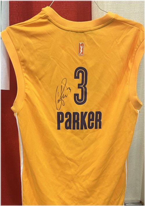 WNBA Legends Autographed Basketball Memorabilia