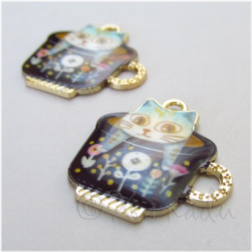 Midnight Feline Teacup Charms